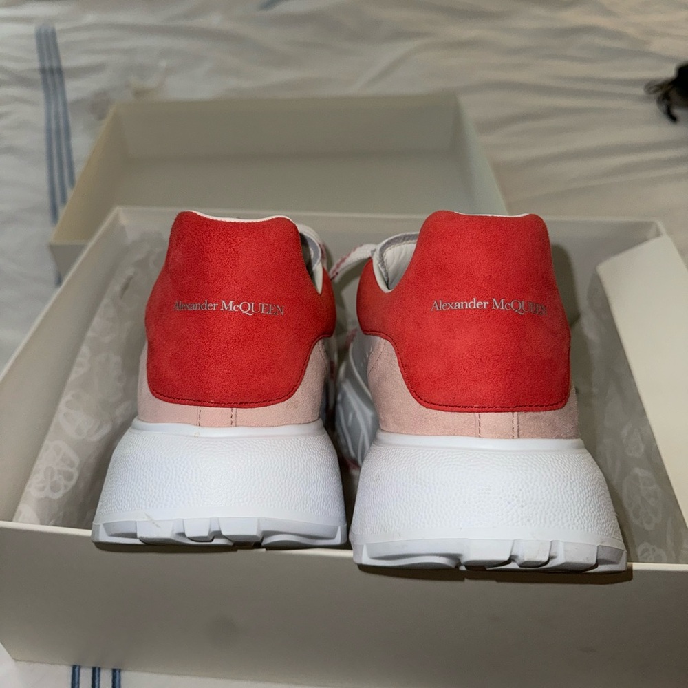 Alexander McQueen Court Sneakers in pink size 40
